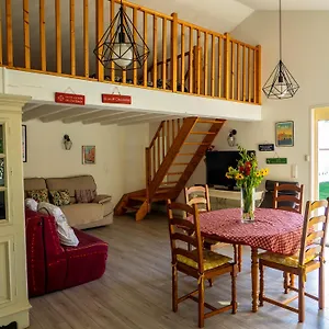 https://pool-house.midi-pyreneeshotels.com